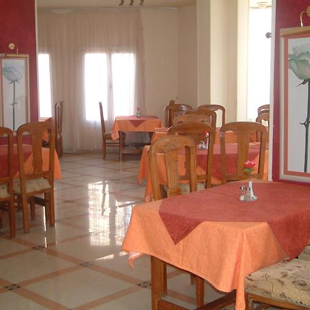 Diana Hotel Gurdaka Kültér fotó