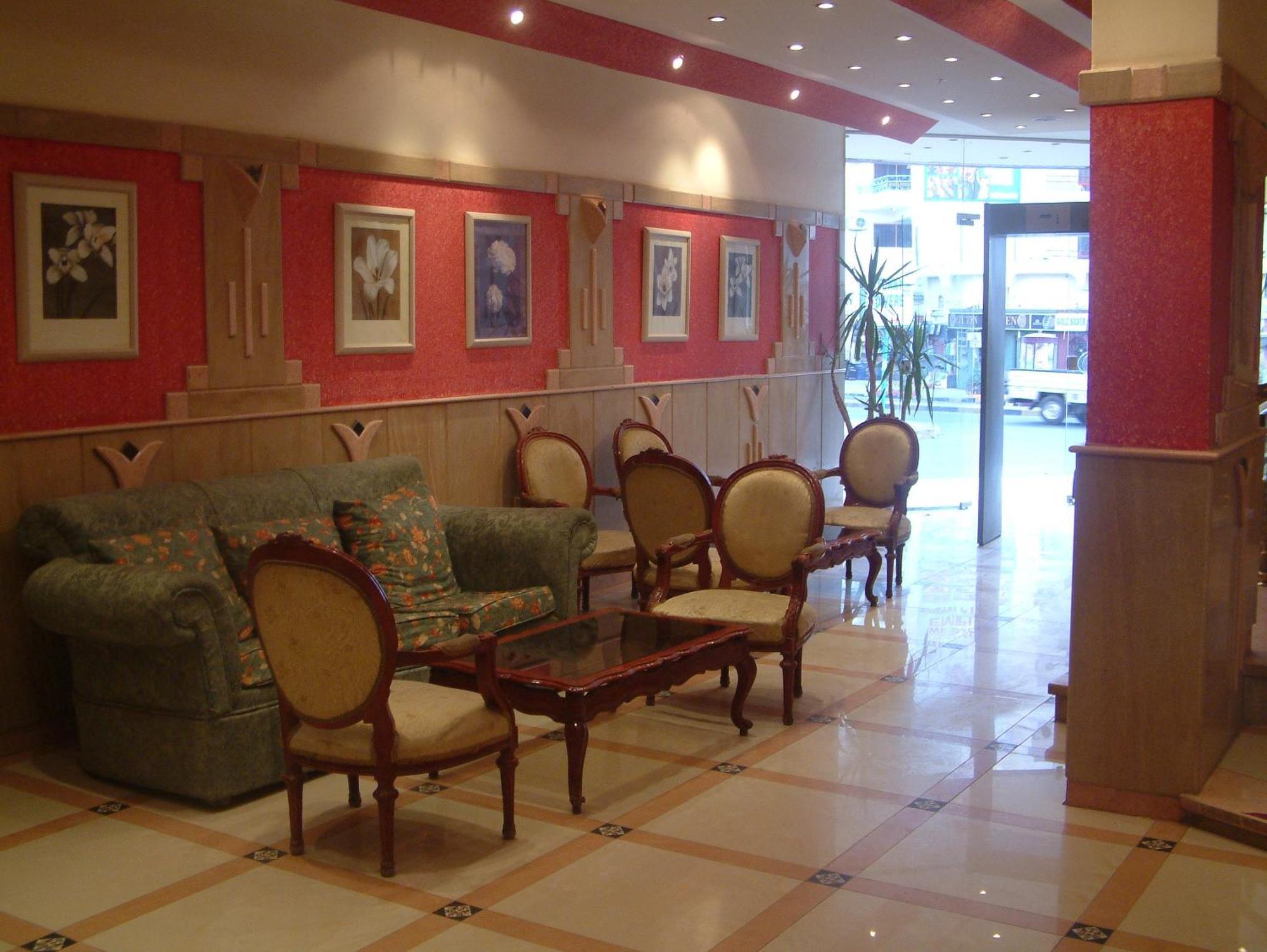 Diana Hotel Gurdaka Kültér fotó